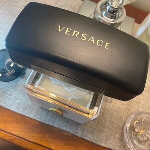 Versace Grecca sunglasses NIB stunning and  gifting ready